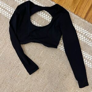 Women’s workout crop top